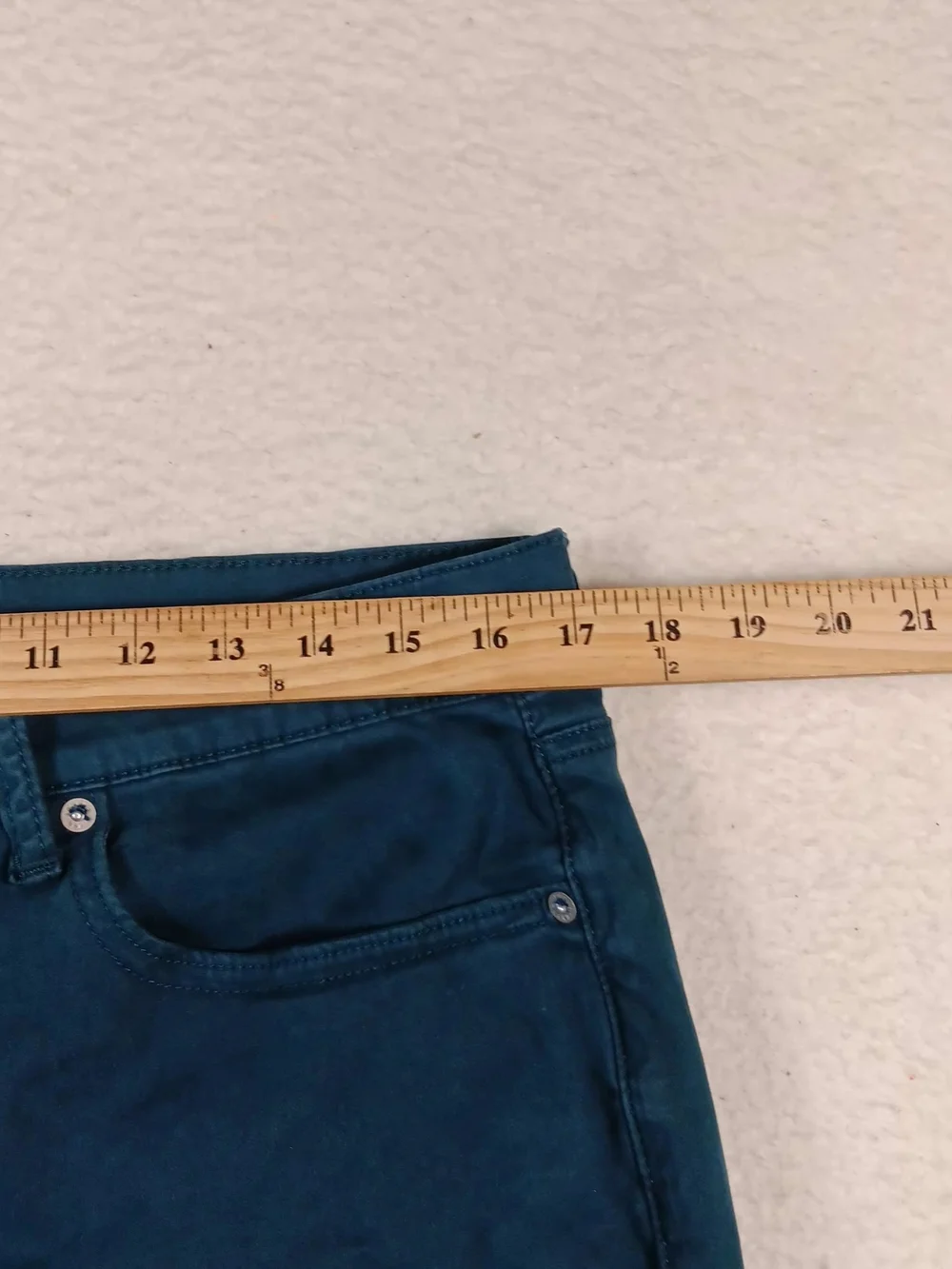 Lucky Brand Jeans Mens 33x30 Green 121 Slim Straight Stretch Casual Hipster